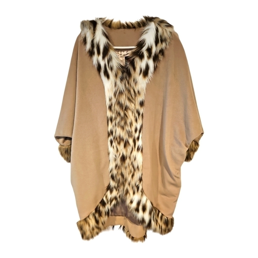Nwt TAN A BY ADRIENNE LANDAU QUEENS KIMONO WITH FAUX FUR TRIM MEDIUM